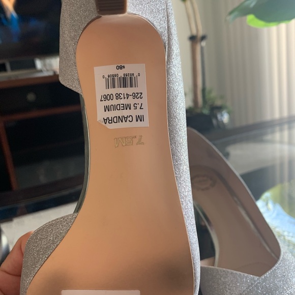 Shoes - Picture 5 of 5